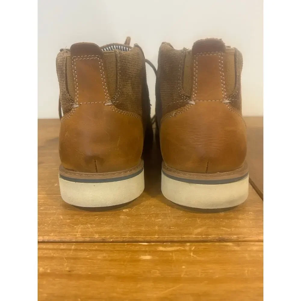 Nunn Bush 9.5 Men's Barklay Plain Toe Chukka Boots Textured Tan Suede Upper